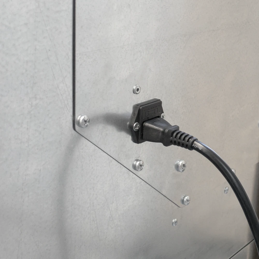 TROCKNUNGSSCHRANK_VERZINKT_02 Trocknungsschrank mit Heißluft – verzinkt (1300 × 650 × 1975 – Detailansicht